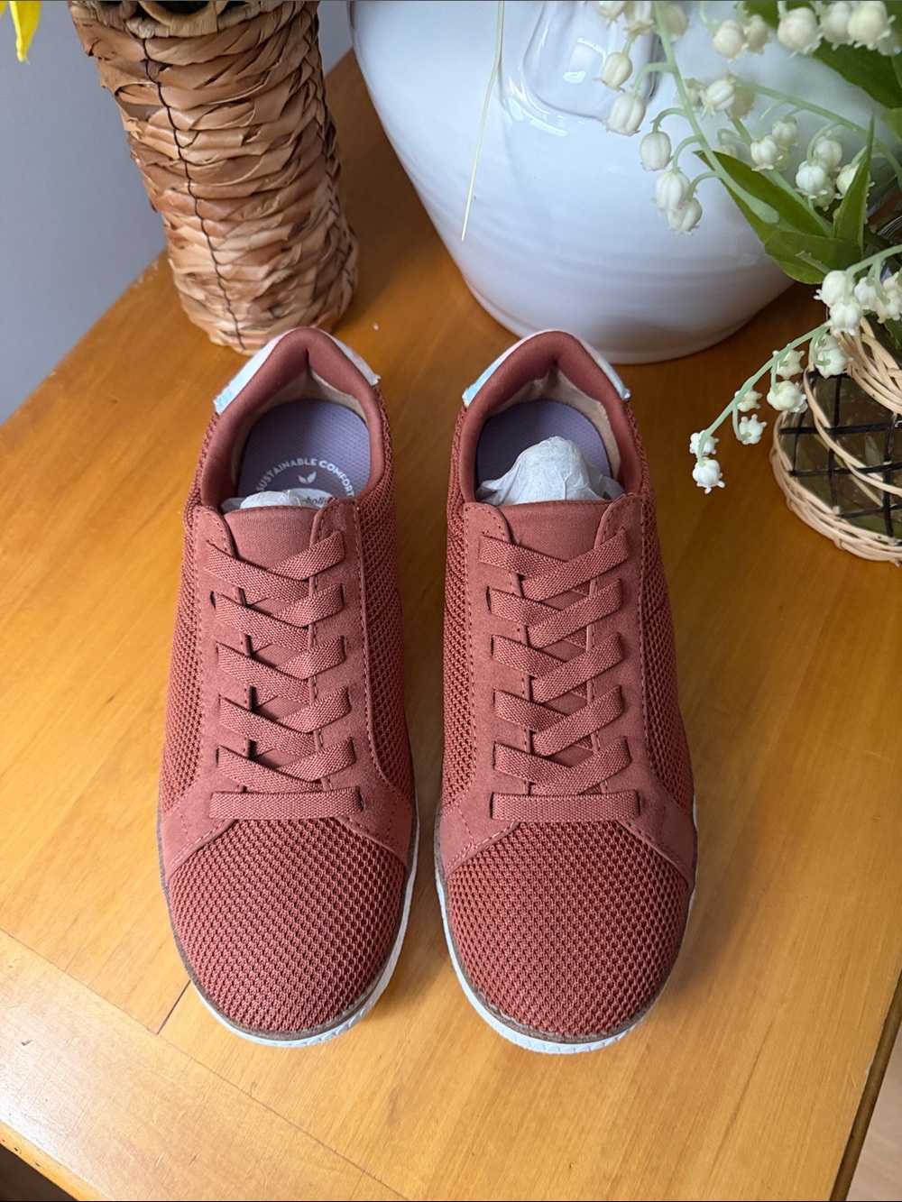 Women’s Dr Scholl’s Lightweight Knit Sneakers in Rust